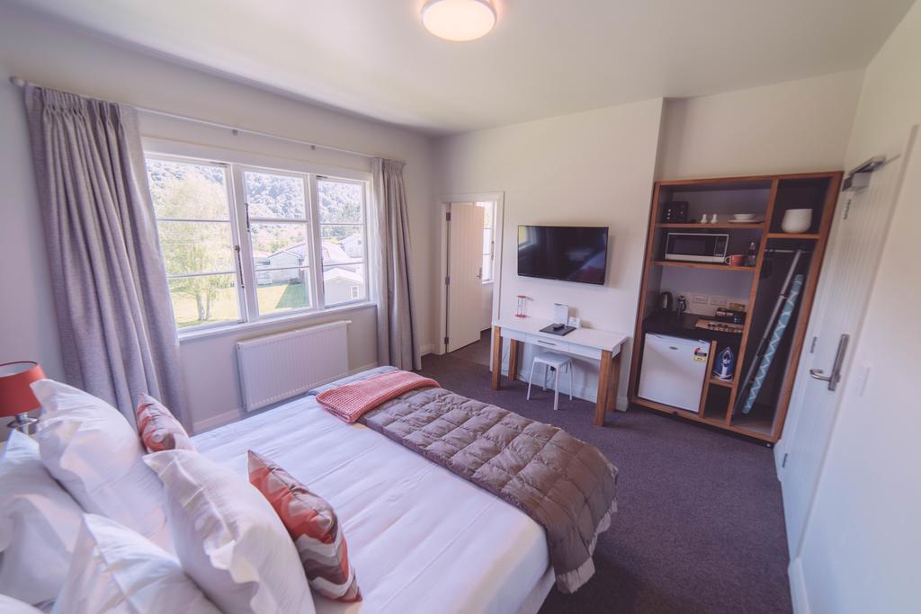 Silverstream Retreat Lower Hutt Extérieur photo